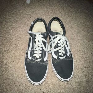 Women’s black vans only worn once size 8.5